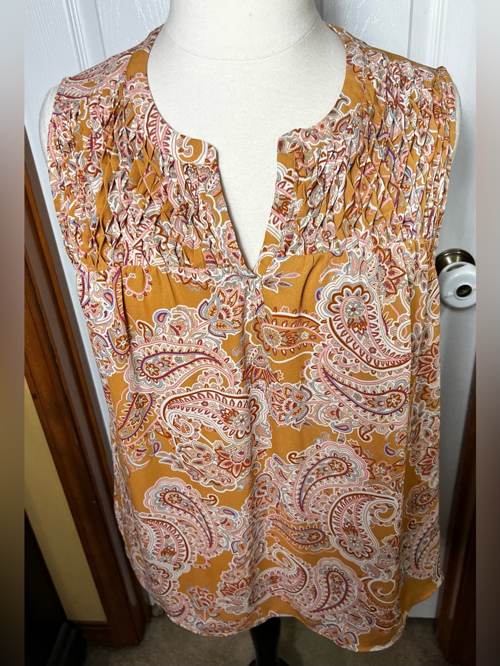 (NWOT) Boho Sleeveless Blouse Tank Top Bohemian Paisley Mustard Yellow 2X
